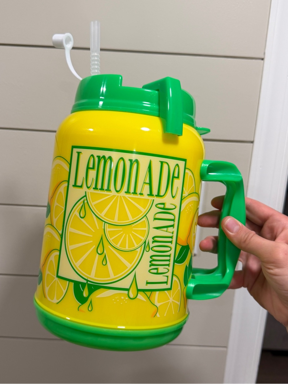 Whirley - Lemonade tanker 64oz